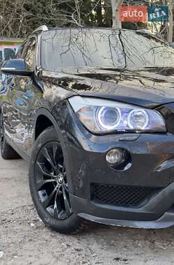 Внедорожник / Кроссовер BMW X1 2013 в 