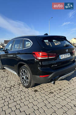 Позашляховик / Кросовер BMW X1 2019 в 