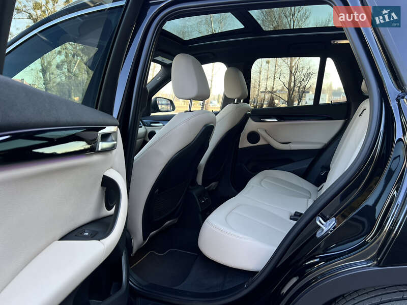 Позашляховик / Кросовер BMW X1 2021 в Києві