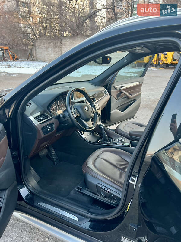 Позашляховик / Кросовер BMW X1 2016 в Кривому Розі