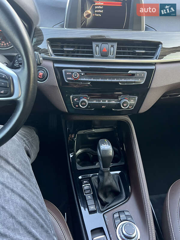 Позашляховик / Кросовер BMW X1 2016 в Кривому Розі