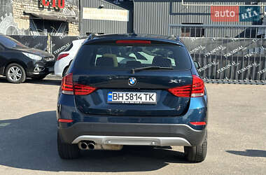Внедорожник / Кроссовер BMW X1 2014 в 