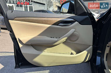 Внедорожник / Кроссовер BMW X1 2014 в 