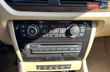 Внедорожник / Кроссовер BMW X1 2014 в 