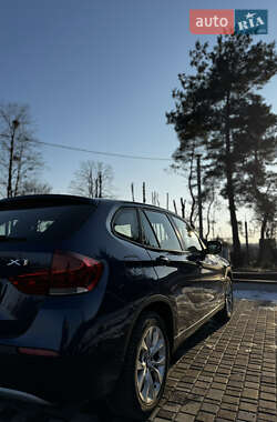 Внедорожник / Кроссовер BMW X1 2011 в Смеле