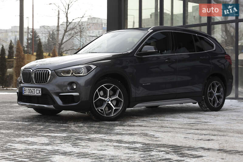 Внедорожник / Кроссовер BMW X1 2016 в Полтаве