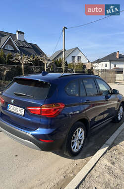 Внедорожник / Кроссовер BMW X1 2016 в Львове