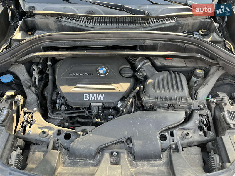 Внедорожник / Кроссовер BMW X1 2016 в Львове