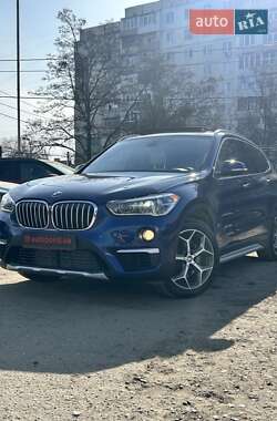 Внедорожник / Кроссовер BMW X1 2017 в Сумах