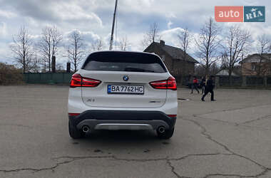 Позашляховик / Кросовер BMW X1 2019 в 