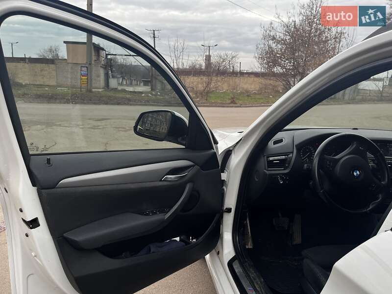 Внедорожник / Кроссовер BMW X1 2014 в Кривом Роге фото 13 Внедорожник / Кроссовер BMW X1 2014 в Кривом Роге