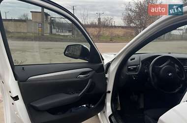 Внедорожник / Кроссовер BMW X1 2014 в 