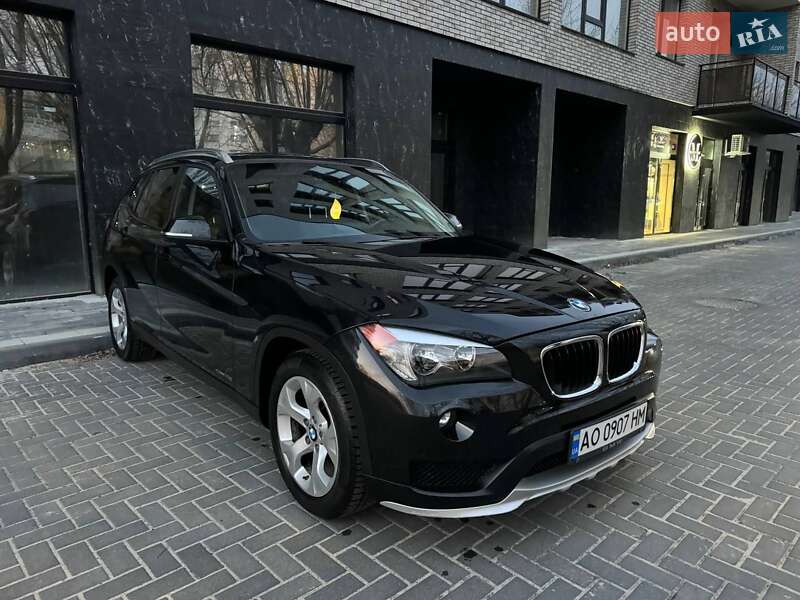 Внедорожник / Кроссовер BMW X1 2014 в Ужгороде