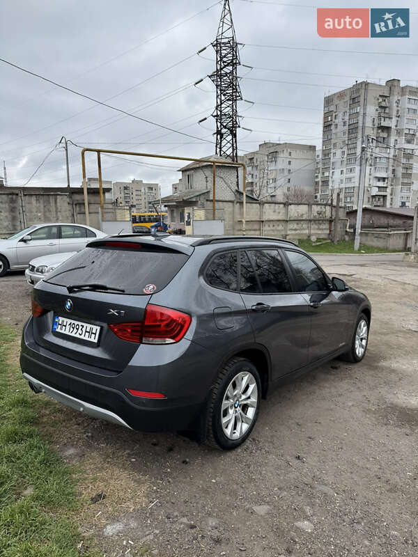 Позашляховик / Кросовер BMW X1 2013 в Одесі