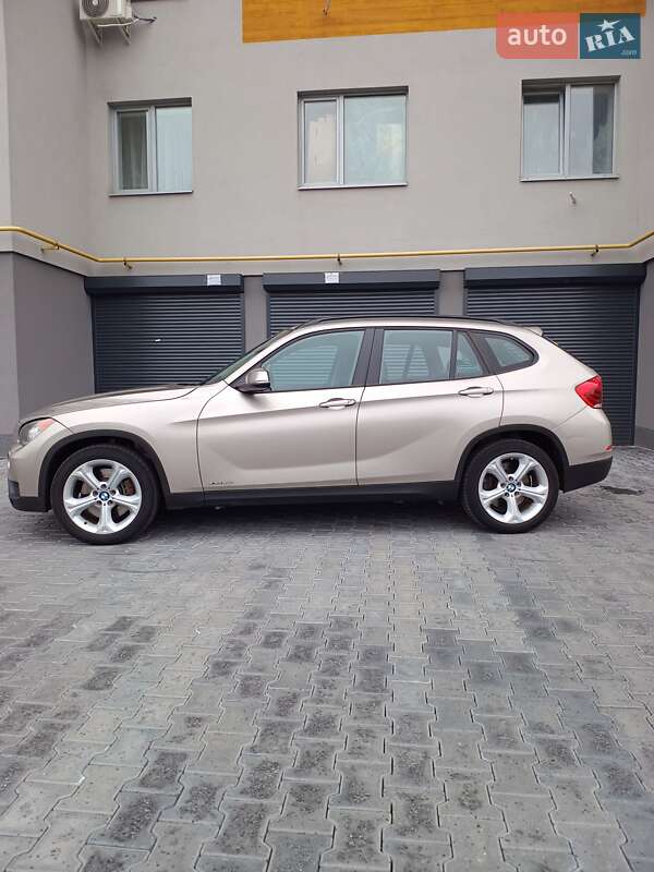 Позашляховик / Кросовер BMW X1 2015 в Хмельницькому