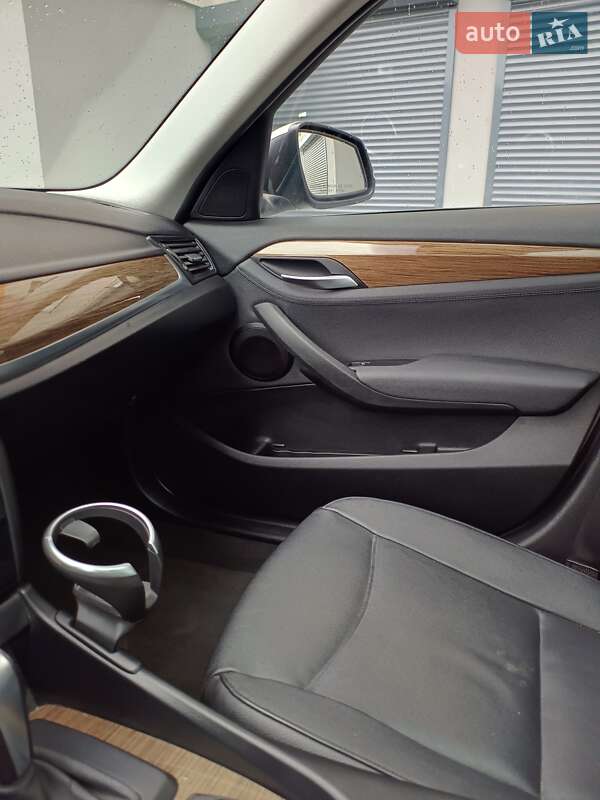 Позашляховик / Кросовер BMW X1 2015 в Хмельницькому