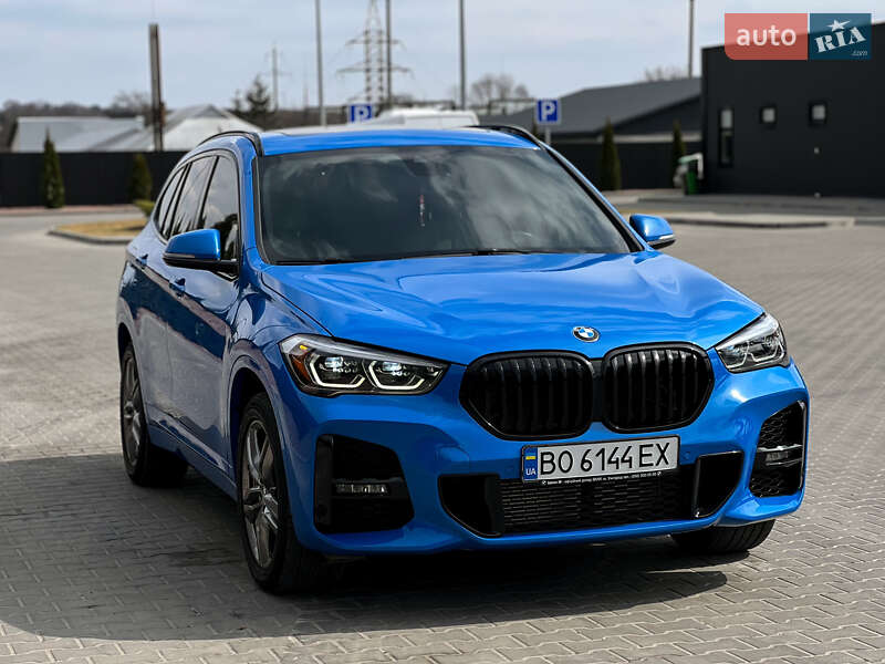 Внедорожник / Кроссовер BMW X1 2021 в Тернополе