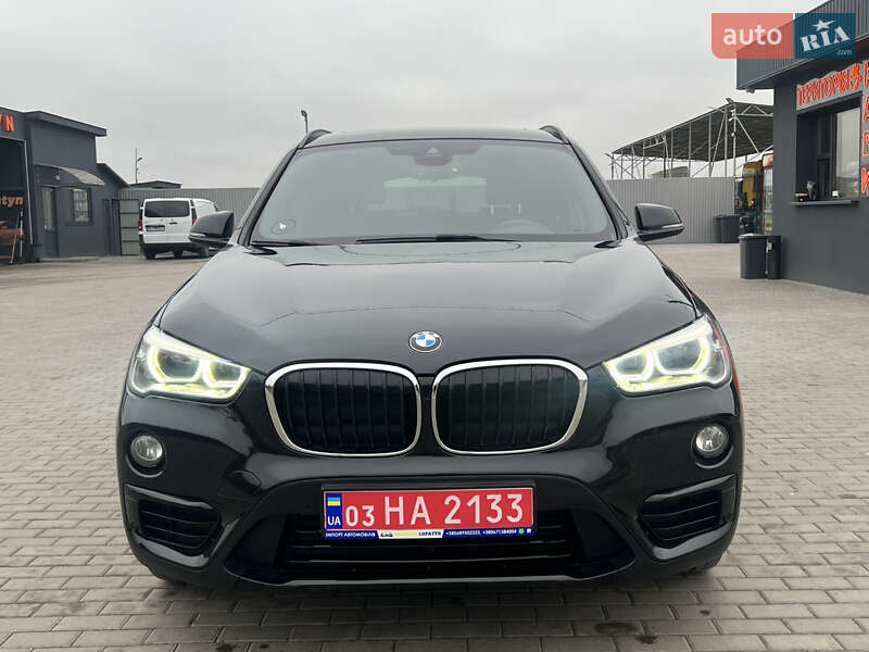Позашляховик / Кросовер BMW X1 2016 в Лопатині