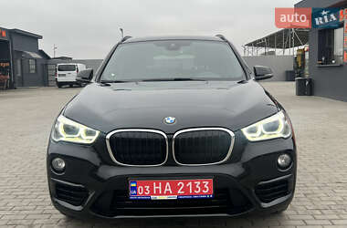 Внедорожник / Кроссовер BMW X1 2016 в 