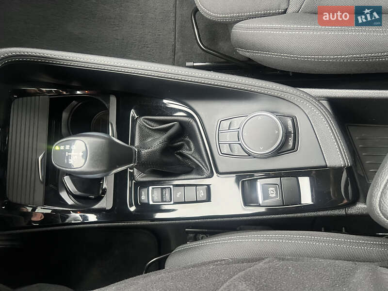 Позашляховик / Кросовер BMW X1 2016 в Лопатині