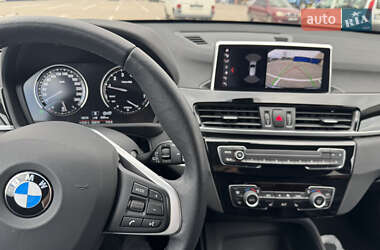 Внедорожник / Кроссовер BMW X1 2022 в 
