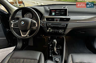 Внедорожник / Кроссовер BMW X1 2019 в 