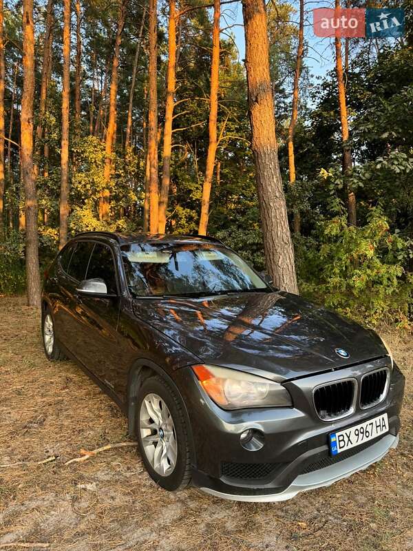 Внедорожник / Кроссовер BMW X1 2015 в Киеве