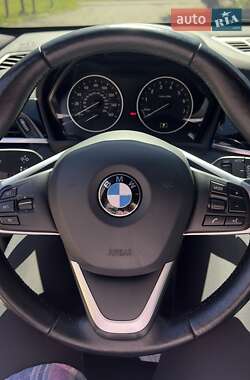 Внедорожник / Кроссовер BMW X1 2015 в 