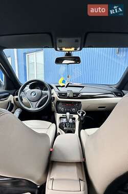 Внедорожник / Кроссовер BMW X1 2012 в 