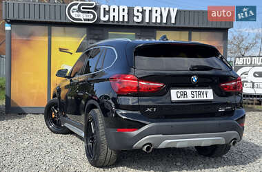 Позашляховик / Кросовер BMW X1 2018 в 