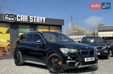 Позашляховик / Кросовер BMW X1 2018 в 
