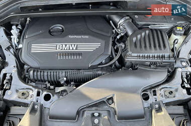 Внедорожник / Кроссовер BMW X1 2021 в 