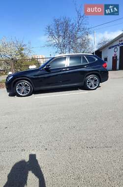 Внедорожник / Кроссовер BMW X1 2013 в 