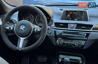 Внедорожник / Кроссовер BMW X1 2016 в 