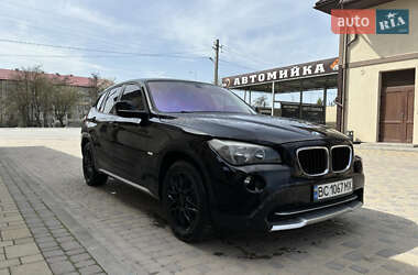 Внедорожник / Кроссовер BMW X1 2012 в 