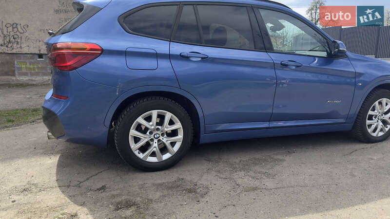 Позашляховик / Кросовер BMW X1 2016 в Львові