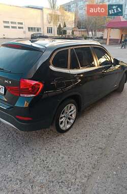 Внедорожник / Кроссовер BMW X1 2014 в 