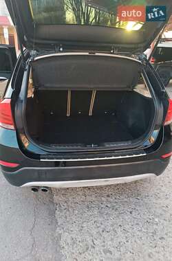 Внедорожник / Кроссовер BMW X1 2014 в 