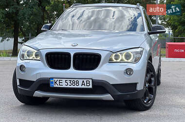 Внедорожник / Кроссовер BMW X1 2012 в 
