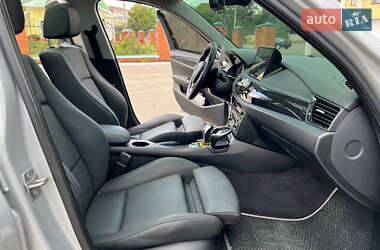 Внедорожник / Кроссовер BMW X1 2012 в 