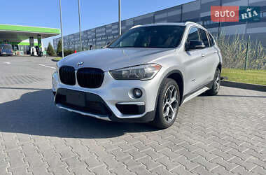 Внедорожник / Кроссовер BMW X1 2017 в 