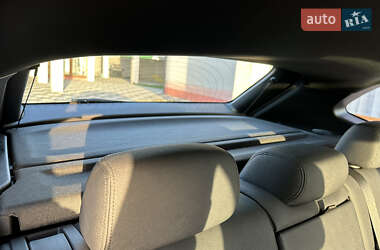 Позашляховик / Кросовер BMW X1 2013 в 