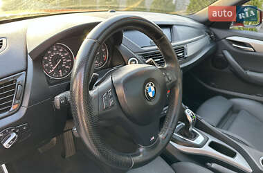 Позашляховик / Кросовер BMW X1 2013 в 