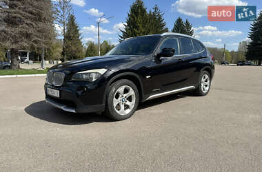 Позашляховик / Кросовер BMW X1 2009 в 