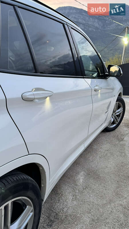 Позашляховик / Кросовер BMW X1 2017 в Одесі