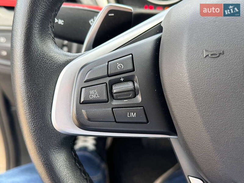 Позашляховик / Кросовер BMW X1 2016 в Києві