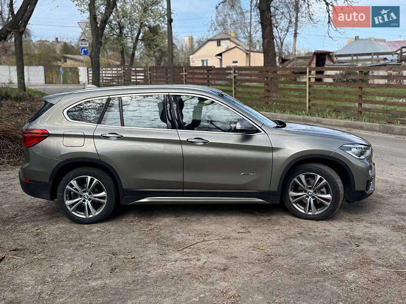 Позашляховик / Кросовер BMW X1 2016 в Києві