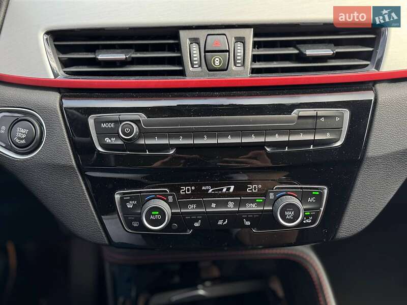 Позашляховик / Кросовер BMW X1 2016 в Києві