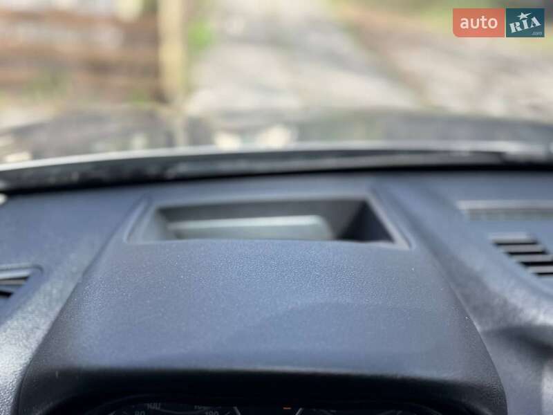 Позашляховик / Кросовер BMW X1 2016 в Києві