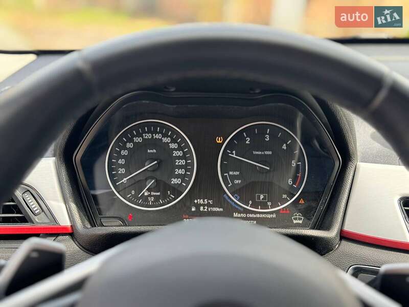 Позашляховик / Кросовер BMW X1 2016 в Києві